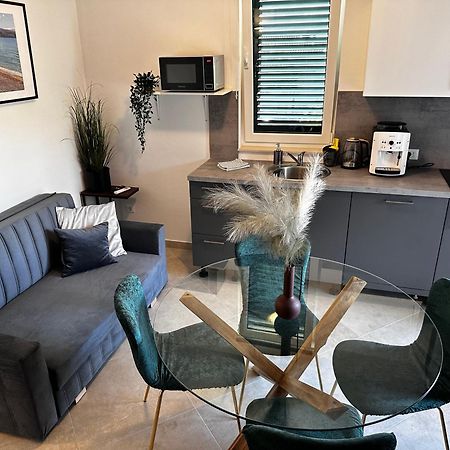 Divine Apartments باشْكا المظهر الخارجي الصورة