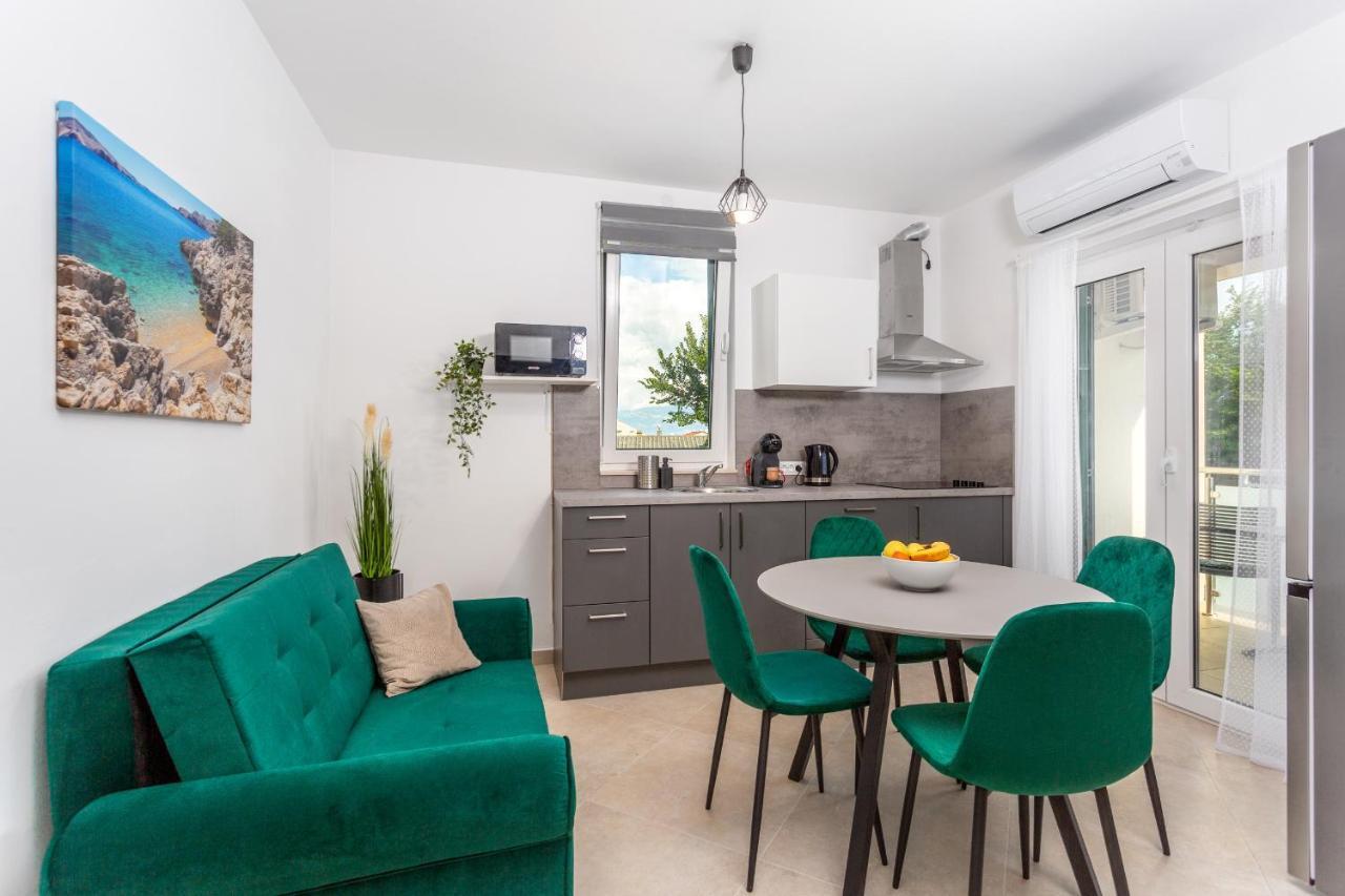 Divine Apartments باشْكا المظهر الخارجي الصورة