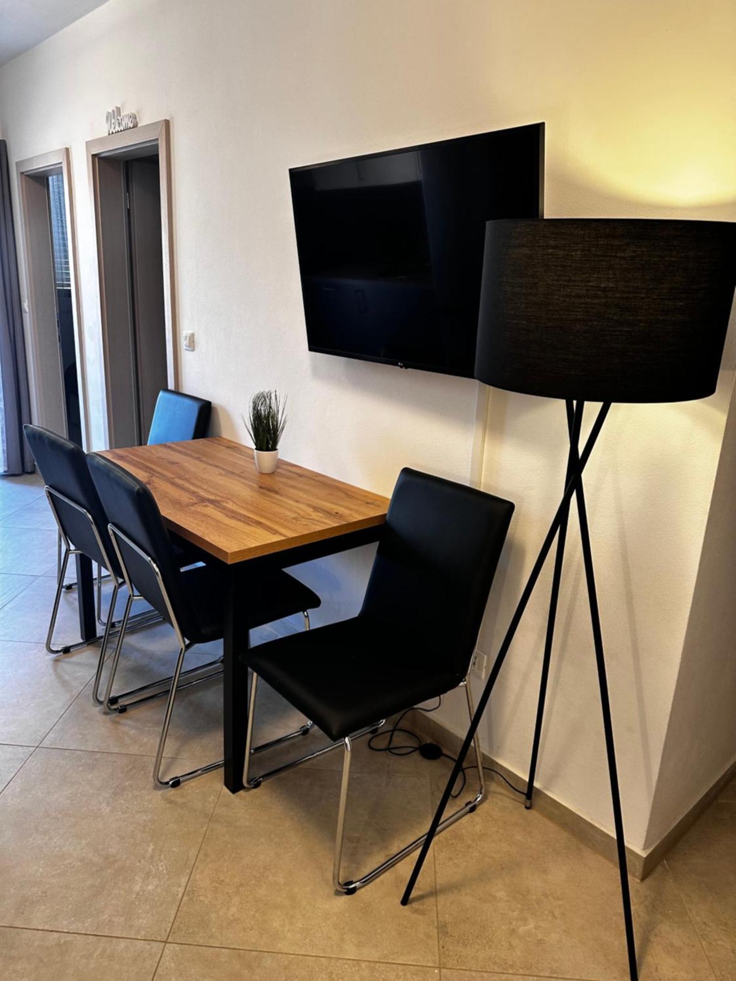 Divine Apartments باشْكا المظهر الخارجي الصورة