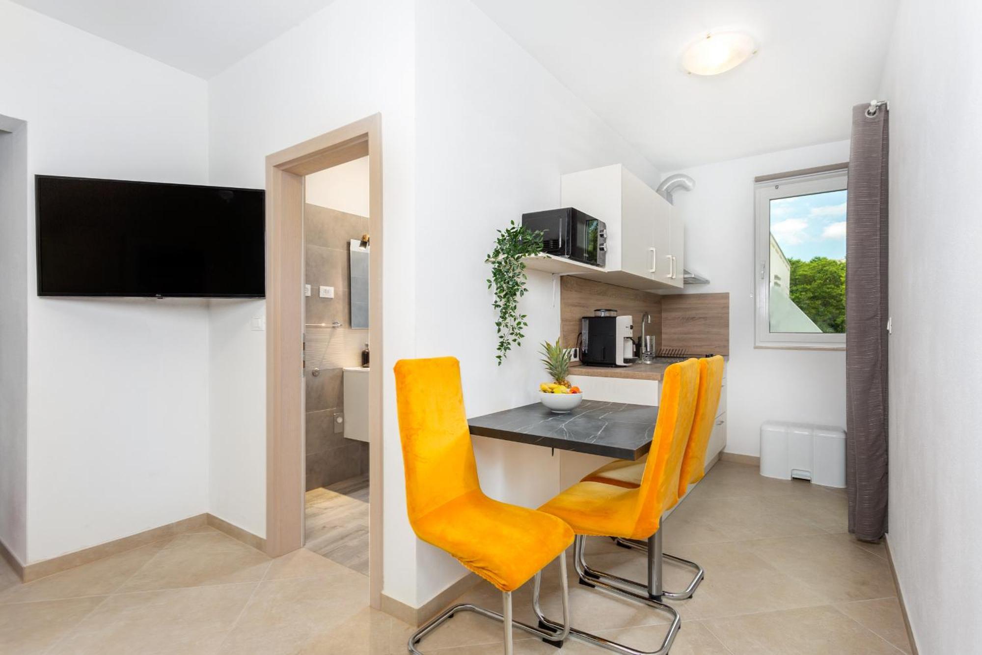 Divine Apartments باشْكا المظهر الخارجي الصورة