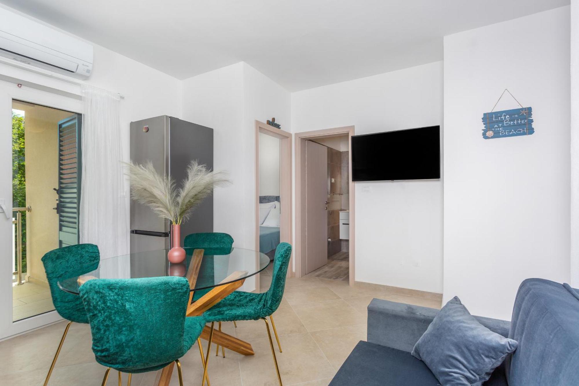 Divine Apartments باشْكا المظهر الخارجي الصورة